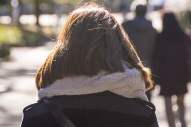 冬の乾燥と冷えから首元を優しく守るシルクネックウォーマーの魅力とは【Part-2】